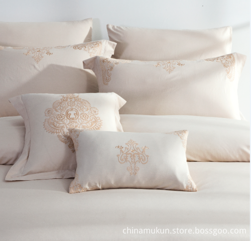 100% polyester comforter quilts set bedding