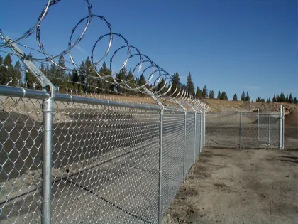Rete a Maglia Sciolta Chain link Fence Gate