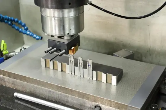 Yize adopts advanced precision mold parts processing technology