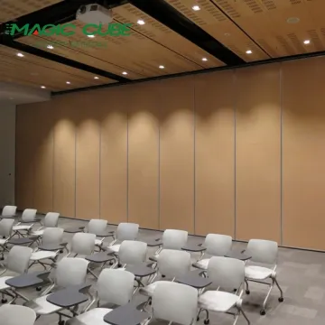 Sound absorbing sound divider wall