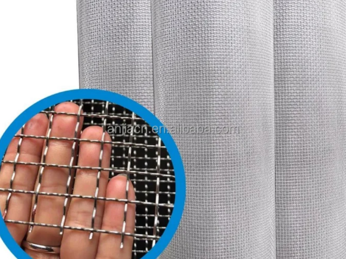 Galvanized square wire mesh roll close-up showing uniform weave