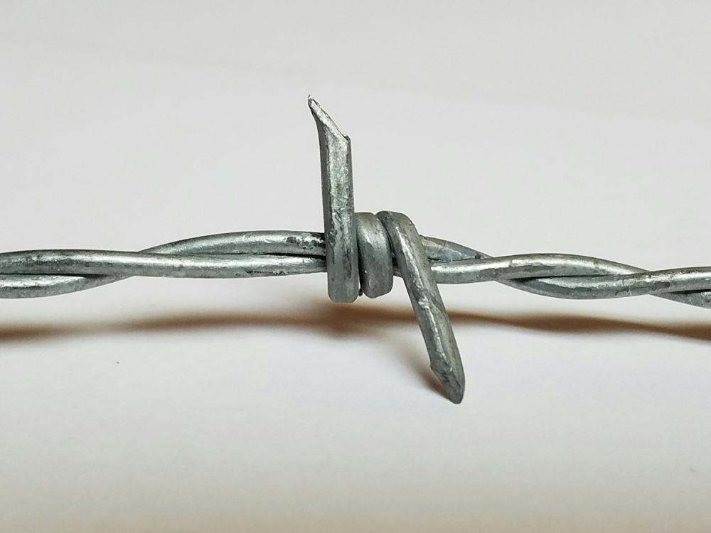 standard weight barbed wire of barbed