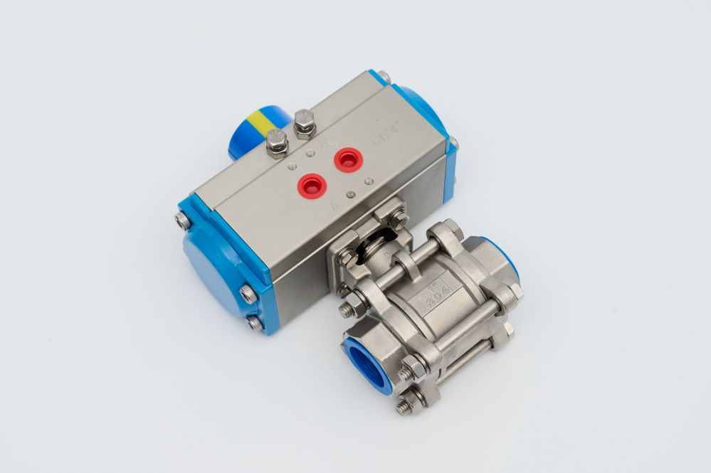 Pneumatic stainless steel three-piece ball valve with thread