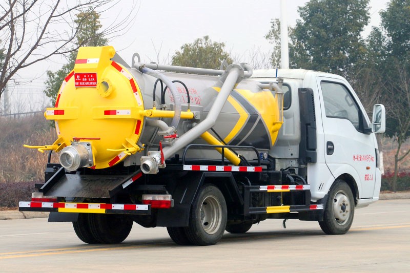 dfsewage truck (14)