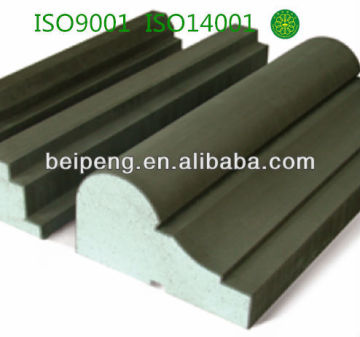 Rigid polyurethane foam board