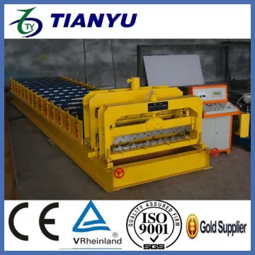 Hydraulic tiles penal machine