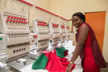 8-Head Computerized Feiya Embroidery Machine: Price and Uses for Caps, T-Shirts, and Hats