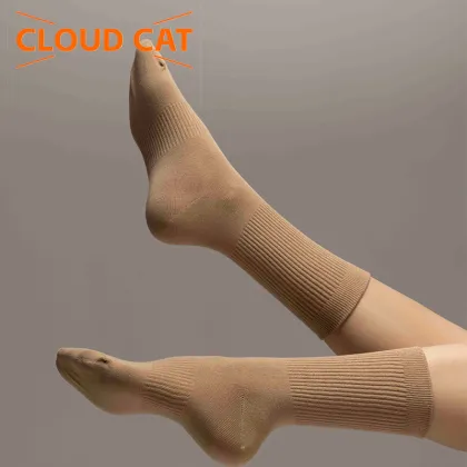 sweat-absorbing and antibacterial socks
