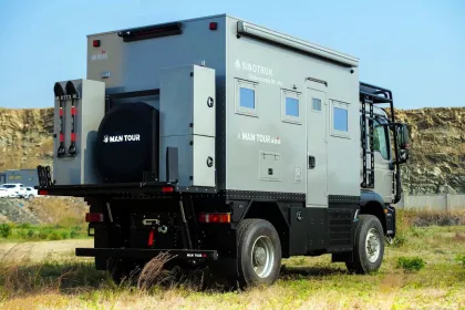 Custom RV Touring: Tailored Caravan Experiences