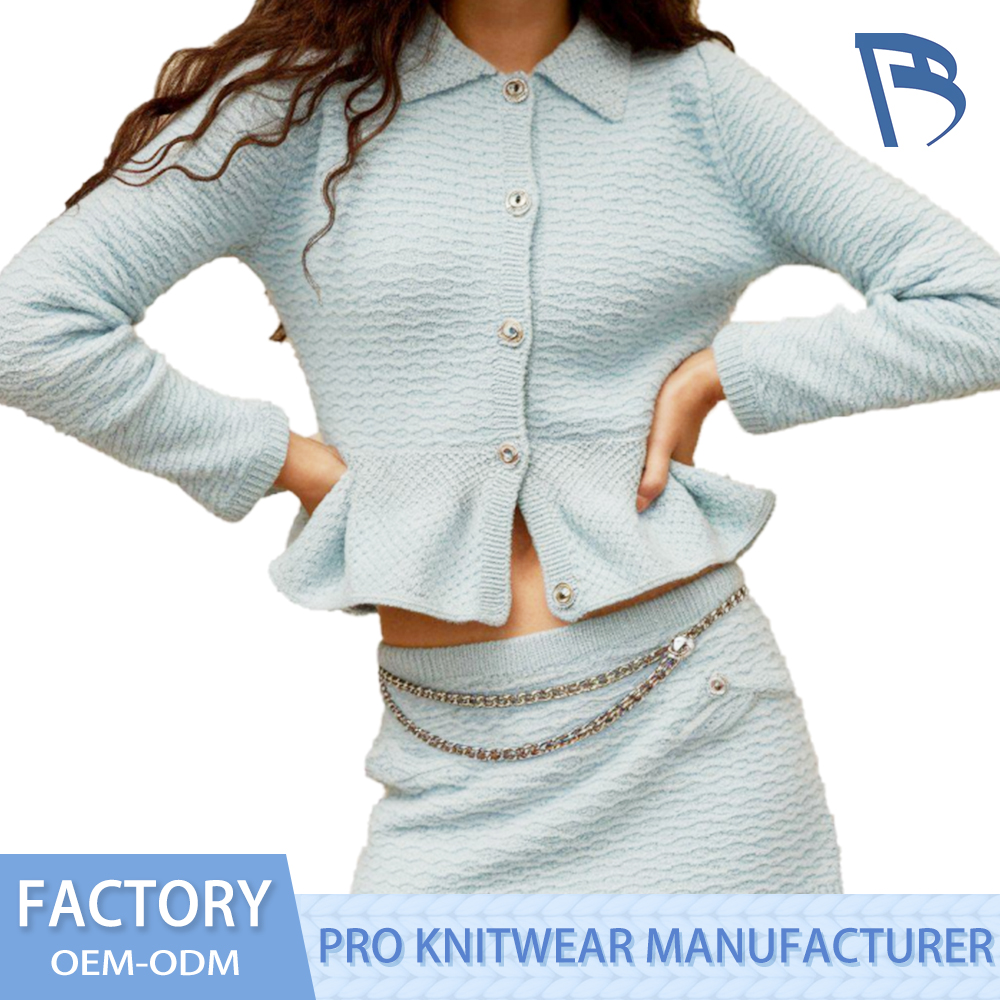 Pakaian rajutan biru aneh untuk kanak -kanak