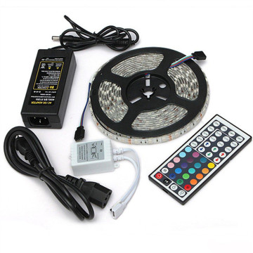 12V RGB Smart LED Strip مع تطبيق Music Sync و Bluetooth عن بُعد للديكور المنزلي