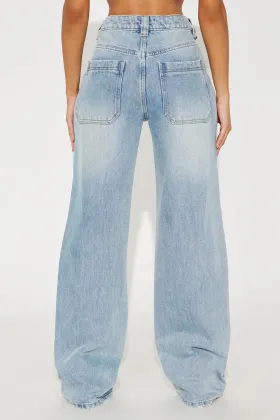 Medium Wash Women Ripped Straight Leg Jeans