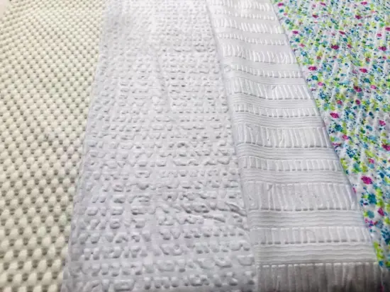 Polyester Print Fabric in Seersucker