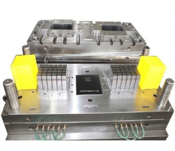 Car Plastic Injection battery box mould