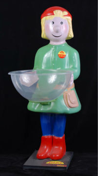 large cartoon figure, big cartoon character, large sculpture doll