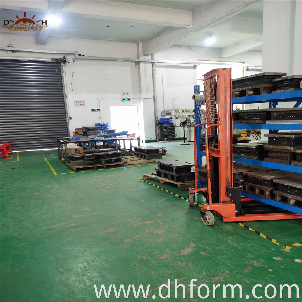 Progressive Stamping Die