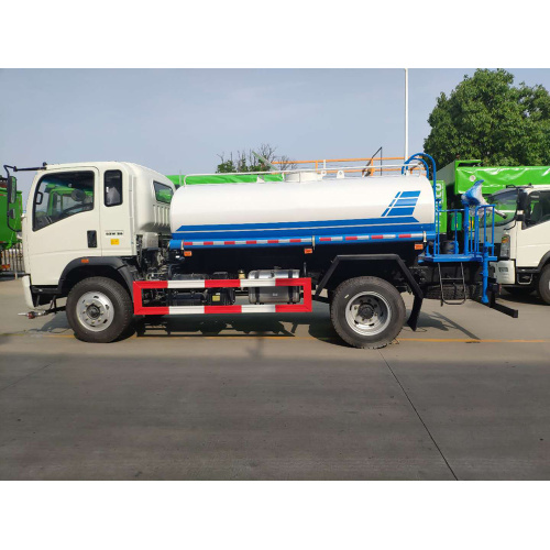 Sinotruk 4x2 8cbm 8000Liters Distributor Truck