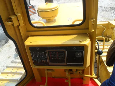 USED CATERPILLAR D5H BULLDOZER