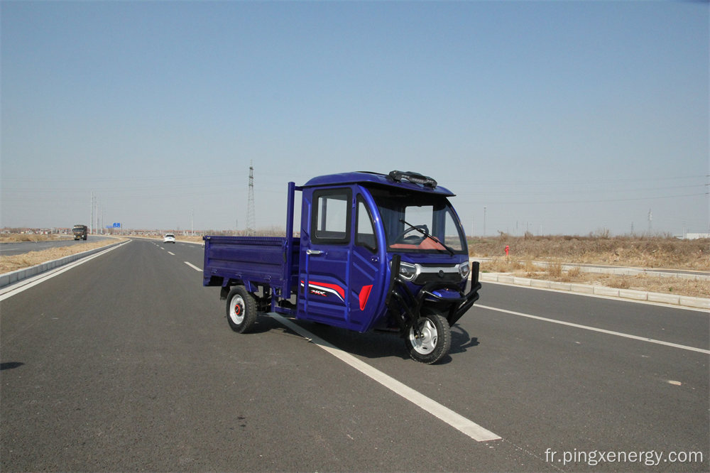 Tricycle de haute puissance agricole semi-fermé