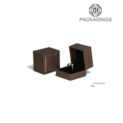 Customize Jewelry Paper Box With Velvet Insert