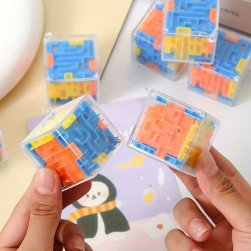 Promotion: 4,5 cm Magic Cube 3d Maze Puzzle Toy - Dollar Item for Kids 'Mini Rolling Ball Hand Game