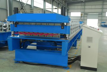 Automatic double layer roof production line