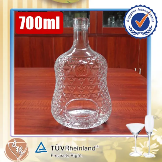 brand new sodalime material fine white glass bar top Xo brandy glass bottles with cork stoppers