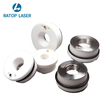 Bague en céramique découpée au laser