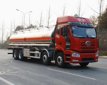 FAW 30cbm 8X4 Oil Tank Truck