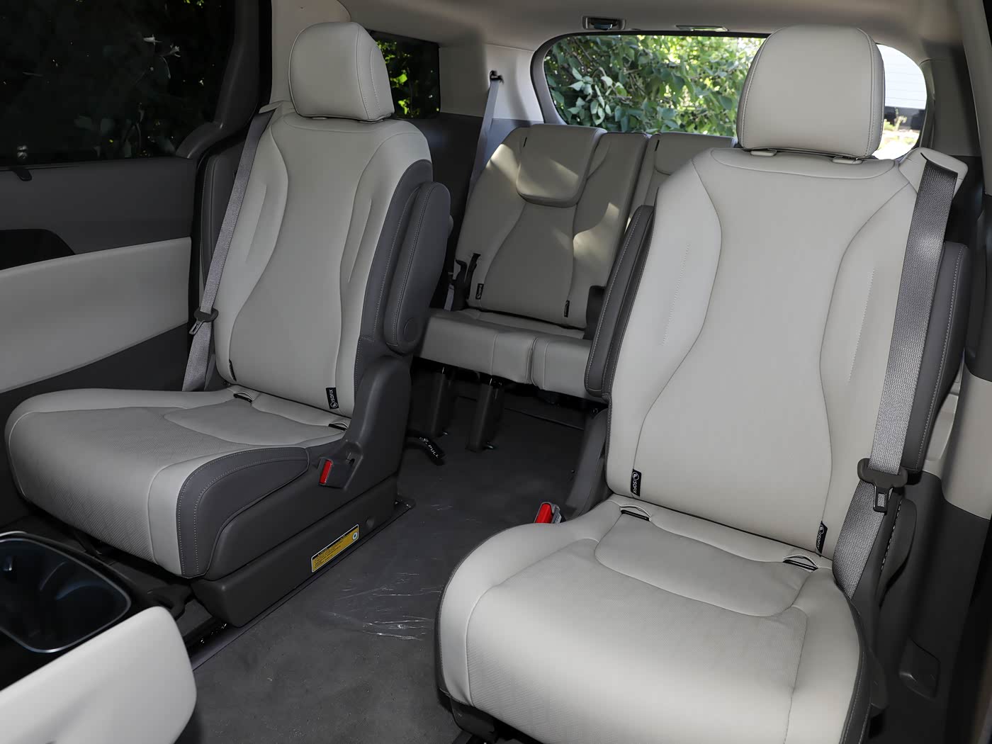 2026 Kia Carnival 2.0T Luxury Edition6