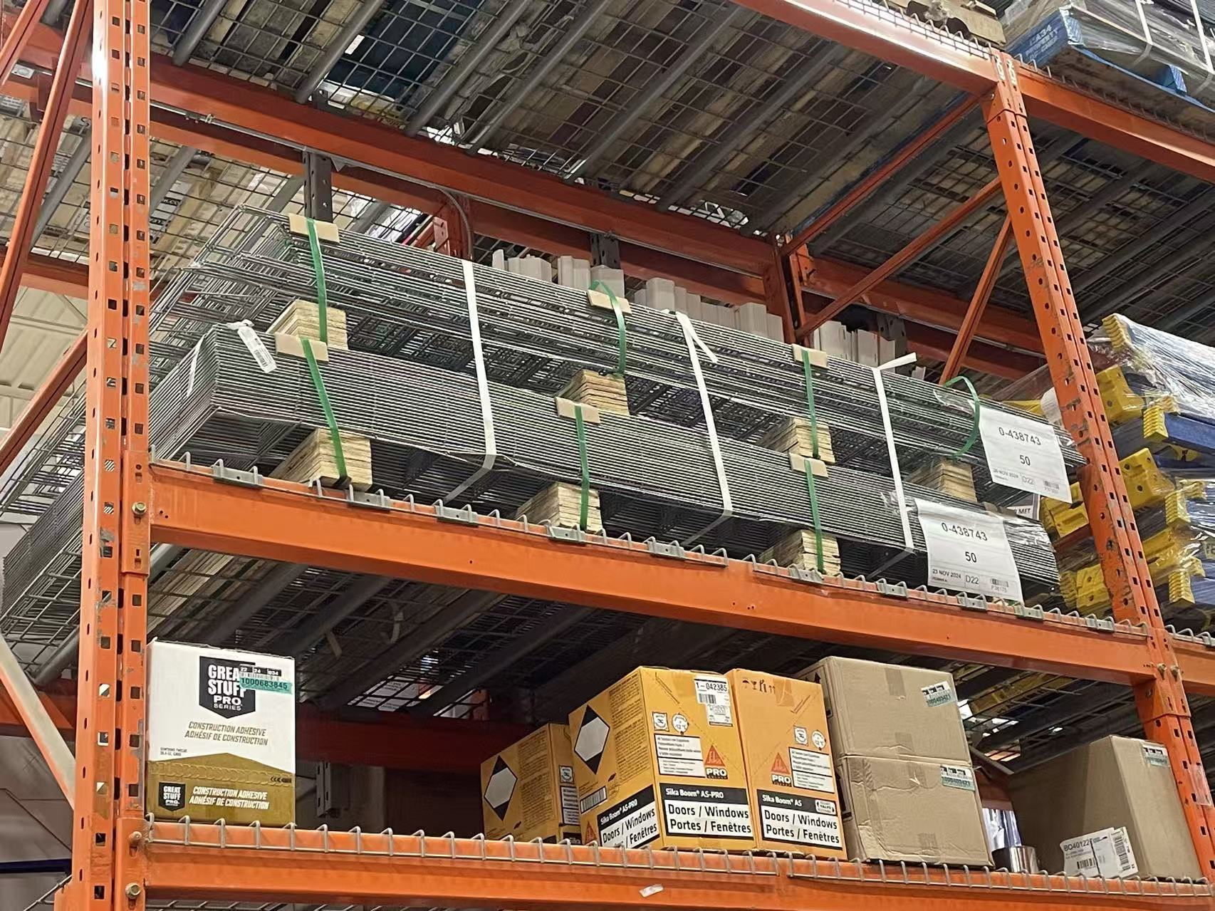 Detailhandelsproject North America retail chain custom wire shelving