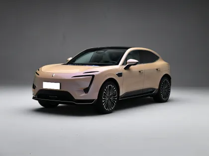 Changan Avatr 11: Luxury Electric SUV in China 2024