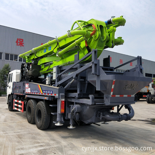 Hot Sale 38m Concrete Pump Mixer Truck Mounted Concrete Line Pump
