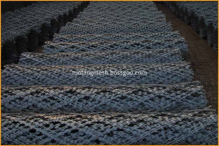 welded concertina razor wire mesh 2