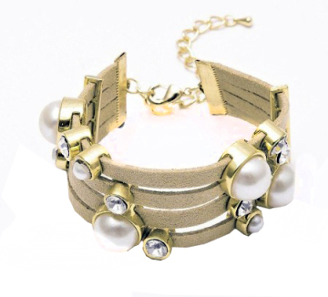 Fashion Leather Pearl Wide Bracelet Wgb-175-70