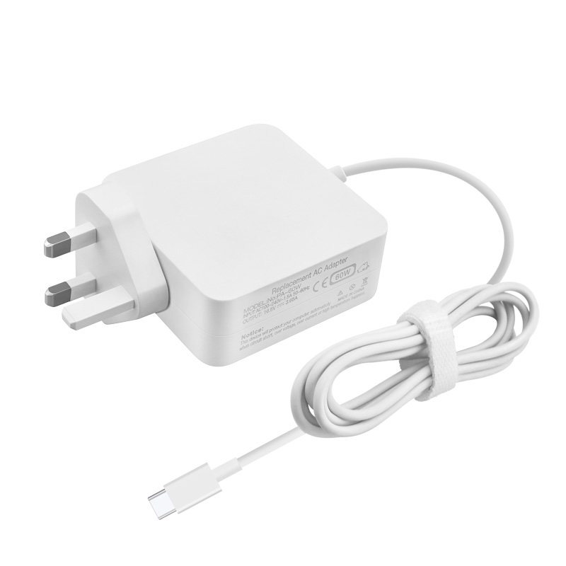 White UK Quick Wall PD Power Adapter