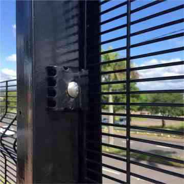 anti-climb 358 welded mesh panel