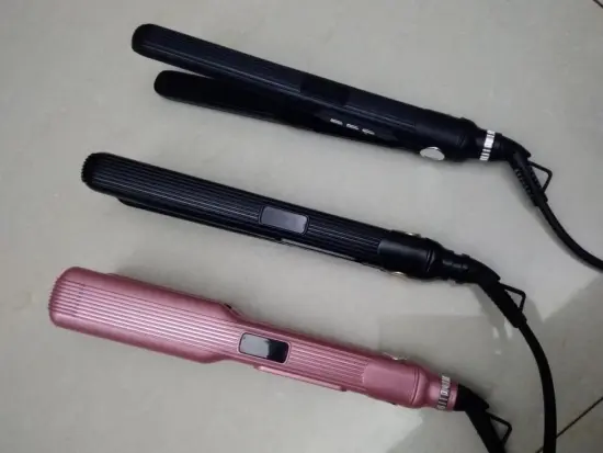 Broad design Hair Straightener for Professional