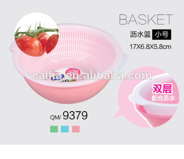 Kitchen plastic vegetable basket mesh basket for water drainage