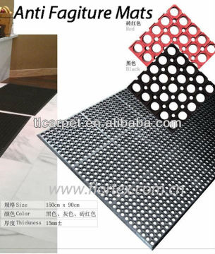 RUBBER HORSE CARPET