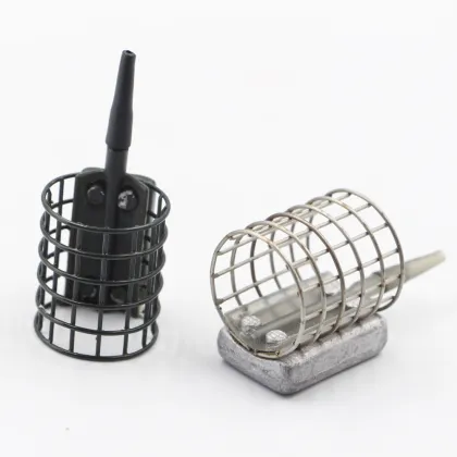 Carp Fishing Accessories: Bait Feeder Tackle for Inline Method