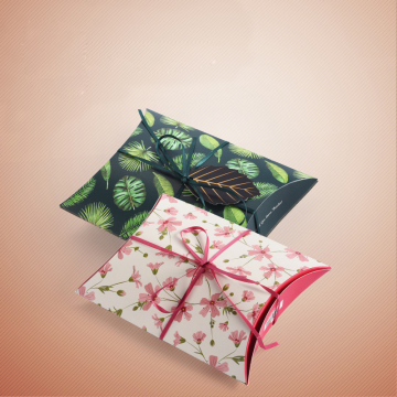 Pillow-shaped Candy Packaging Box with Ribbon