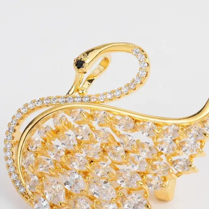 SANKO strass swan pearl designer brooch pins