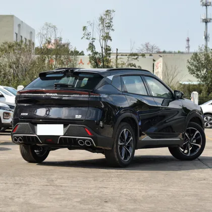 High Quality Dongfeng Haohan 1.5T Gasoline Car with 5 Seats - Petrol Vehicle