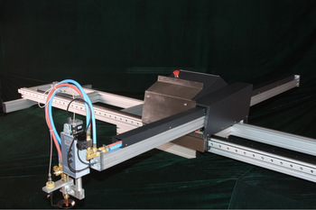 Easy to operate SNR-FB portable gas cutting machine