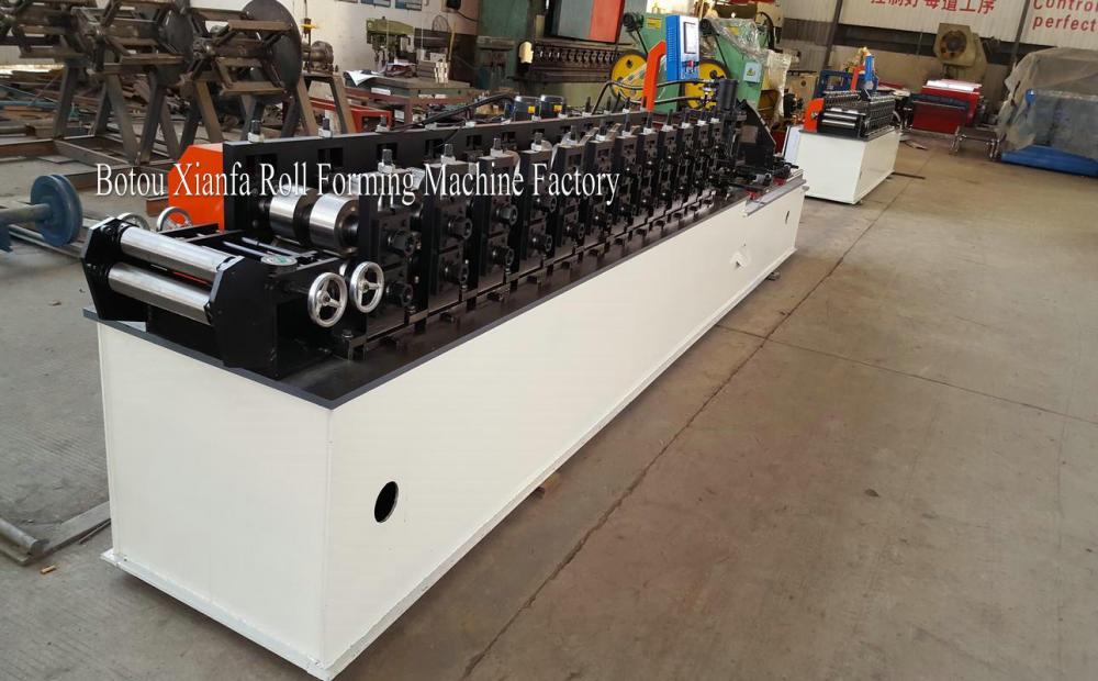 Galvanized steel coil stud and track roll forming machine