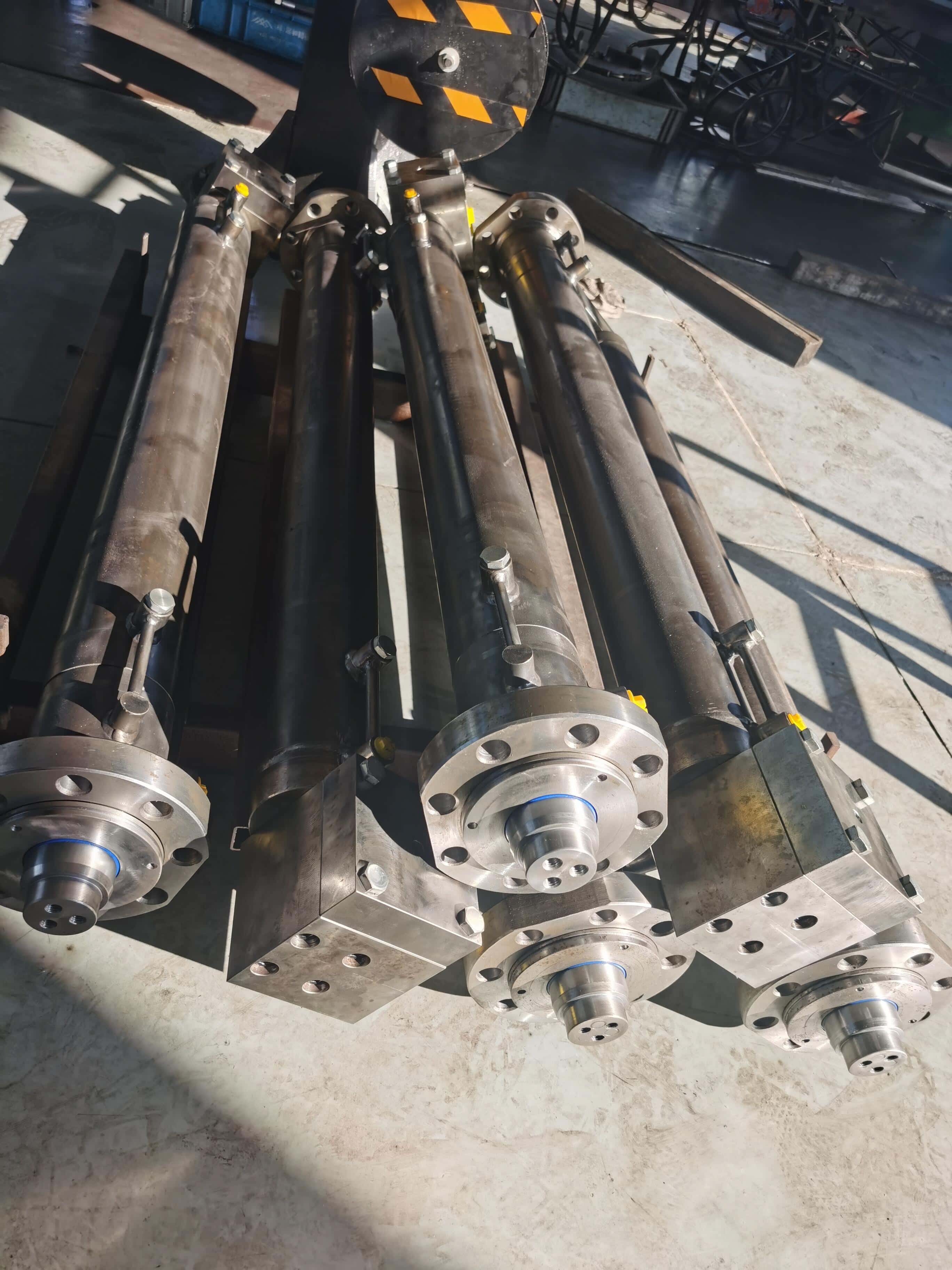Customizable hydraulic thransfer pump