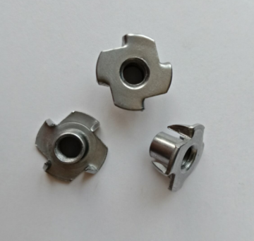 Plain Full Thread Four Prongs T-nuts