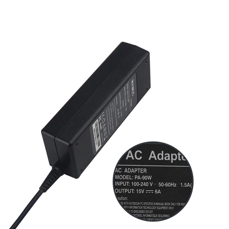 Toshiba notebook 15V6A AC Adapter Charger