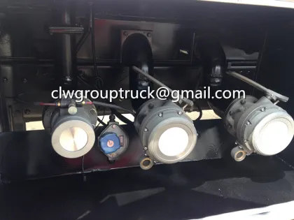 FAW 8X4 23000-26000Litres Heavy Fuel Tanker Truck